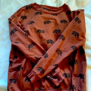 Women/juniors elephant sweater size medium
